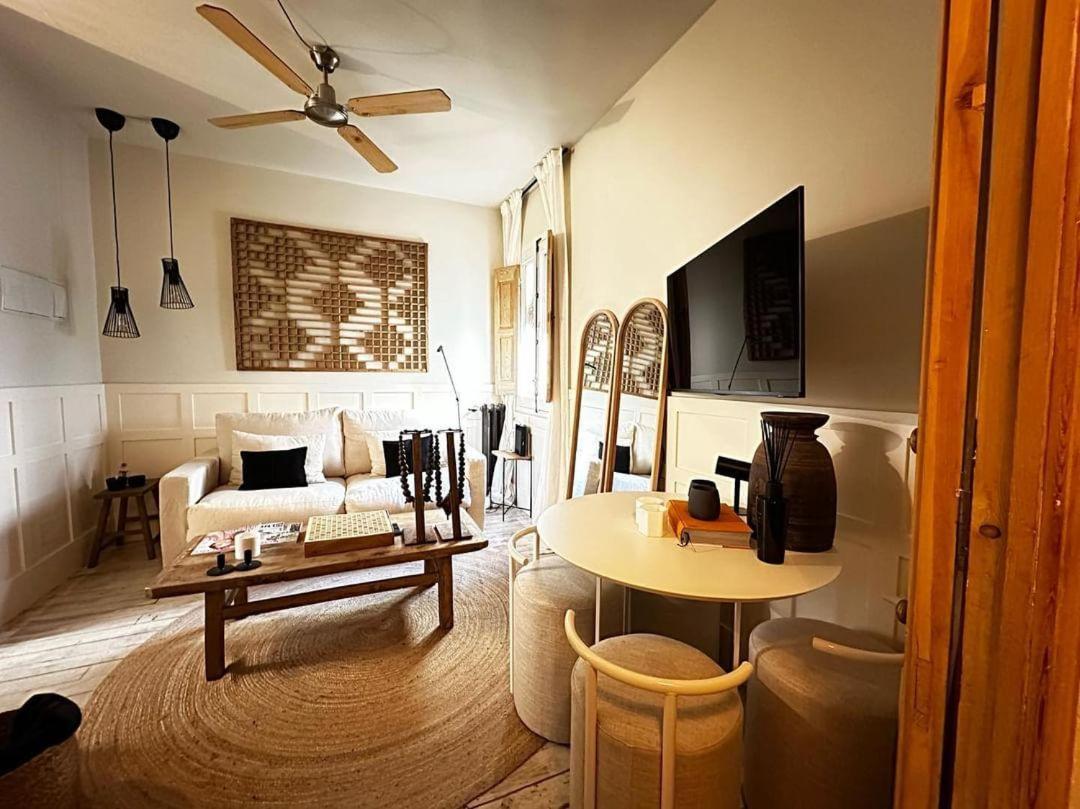Boutique Embajadores Apartment Madrid Bagian luar foto