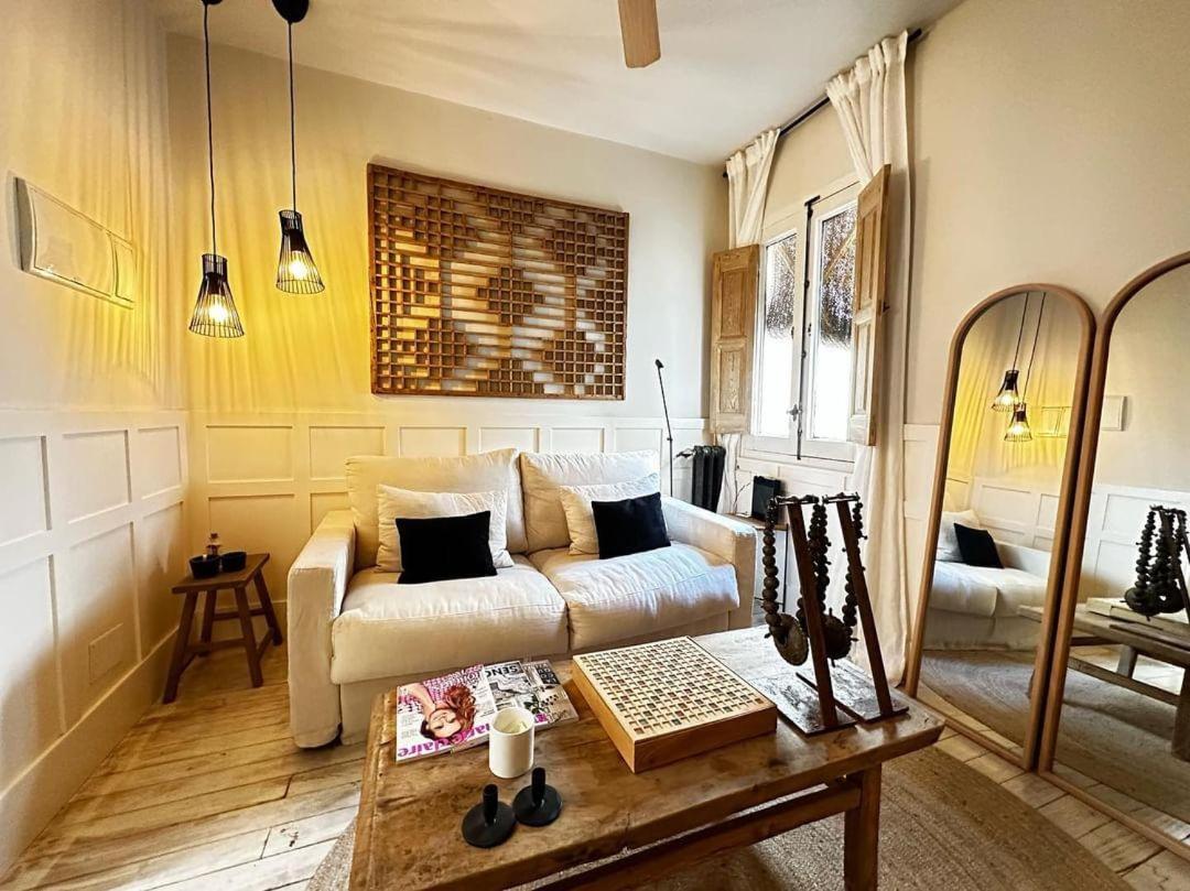 Boutique Embajadores Apartment Madrid Bagian luar foto