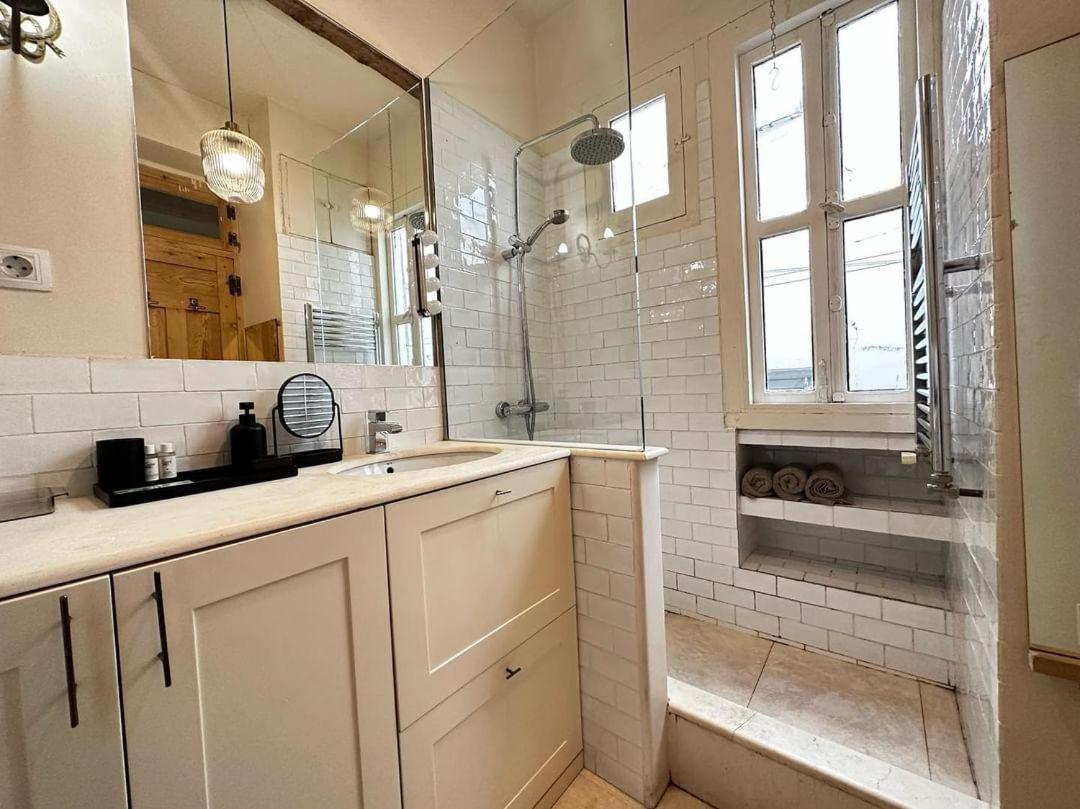 Boutique Embajadores Apartment Madrid Bagian luar foto