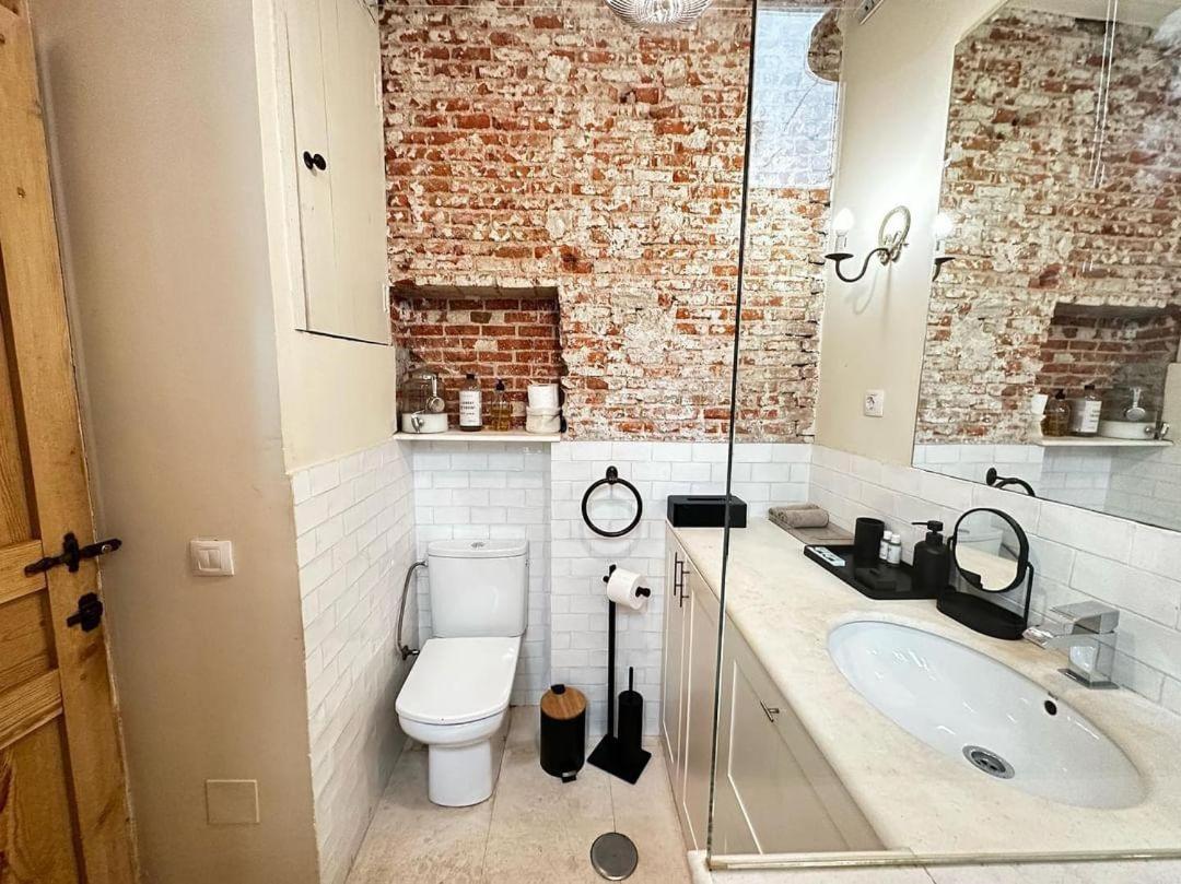 Boutique Embajadores Apartment Madrid Bagian luar foto